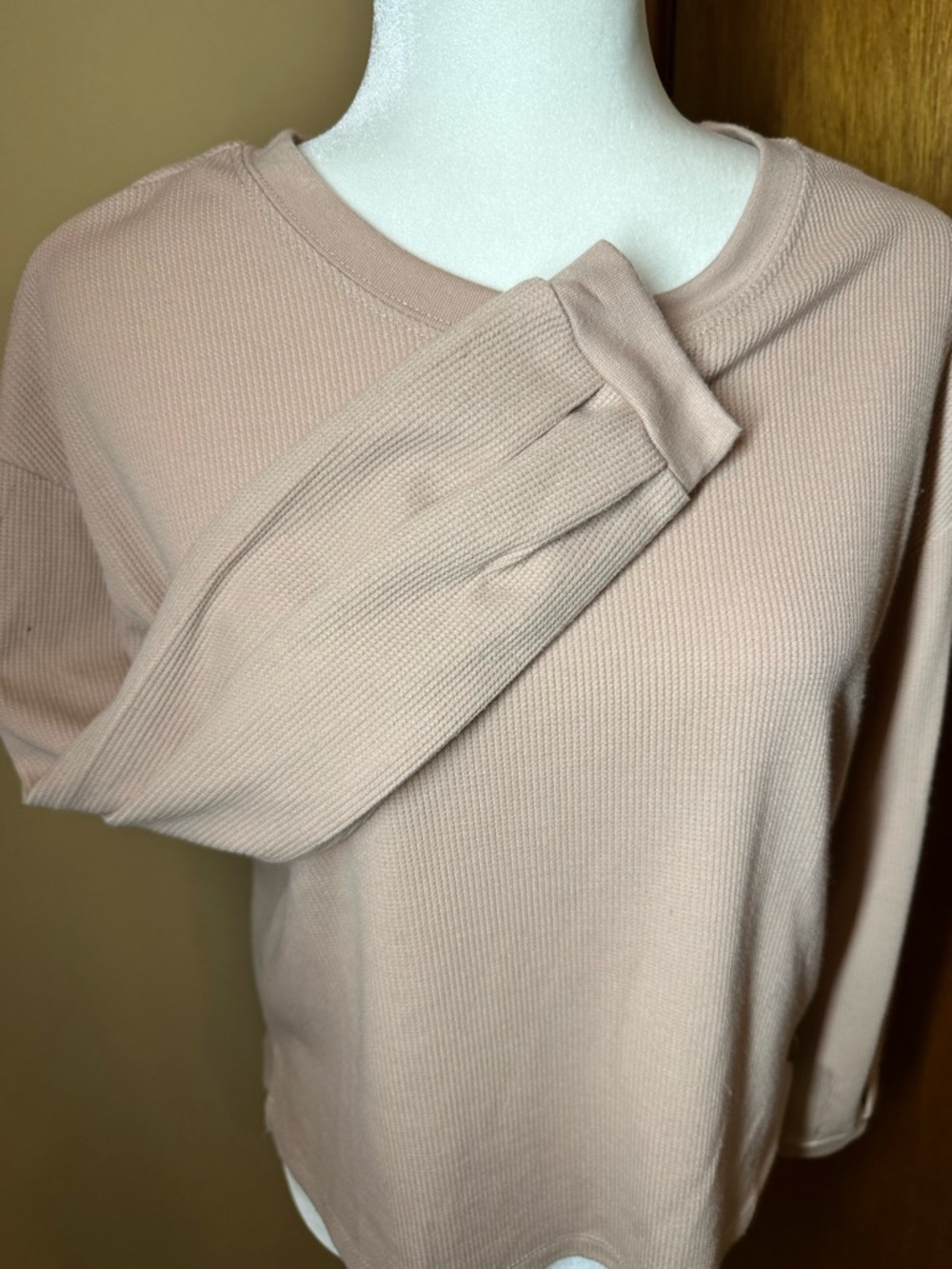 Magaschoni Waffle Knit‎ Long Sleeve Top Size S Dusty Mauve Thermal Button Detail